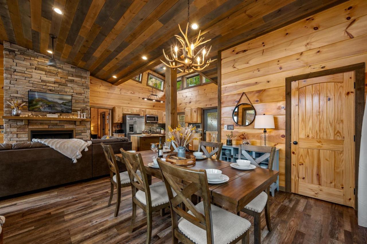 The Overlook - '21 Cabin - Gorgeous Unobstructed Views - Fire Pit Table - Gamerm - Hottub - Xbox - Lots Of Bears Гатлінбург Екстер'єр фото