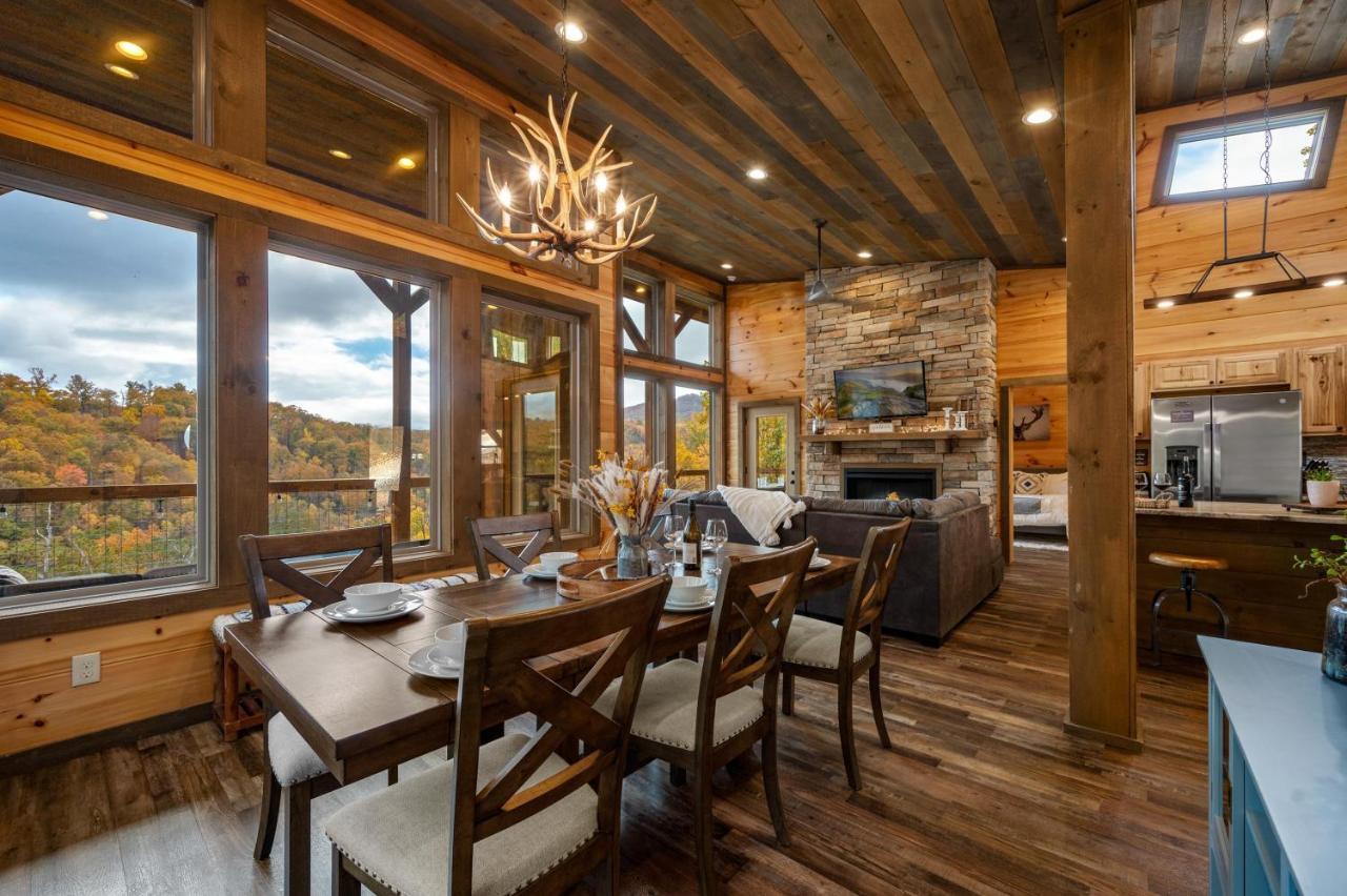 The Overlook - '21 Cabin - Gorgeous Unobstructed Views - Fire Pit Table - Gamerm - Hottub - Xbox - Lots Of Bears Гатлінбург Екстер'єр фото