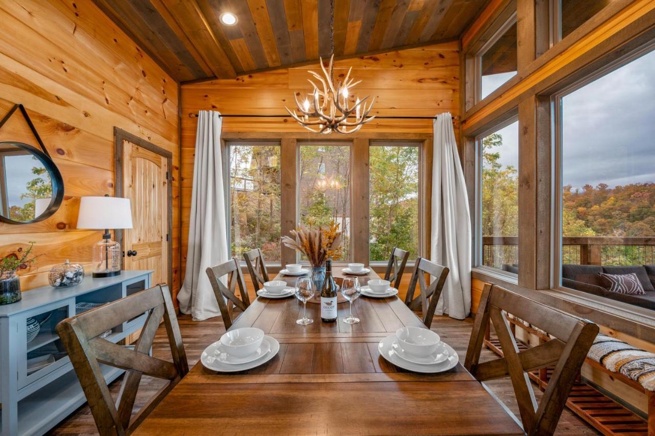 The Overlook - '21 Cabin - Gorgeous Unobstructed Views - Fire Pit Table - Gamerm - Hottub - Xbox - Lots Of Bears Гатлінбург Екстер'єр фото